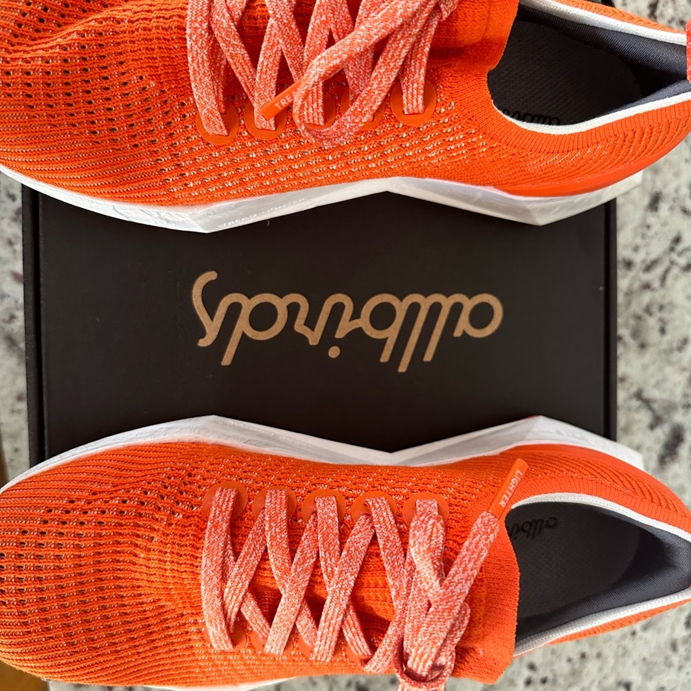 Allbirds Tree Flyer Women’s size 8 in buoyant orange excellent condition